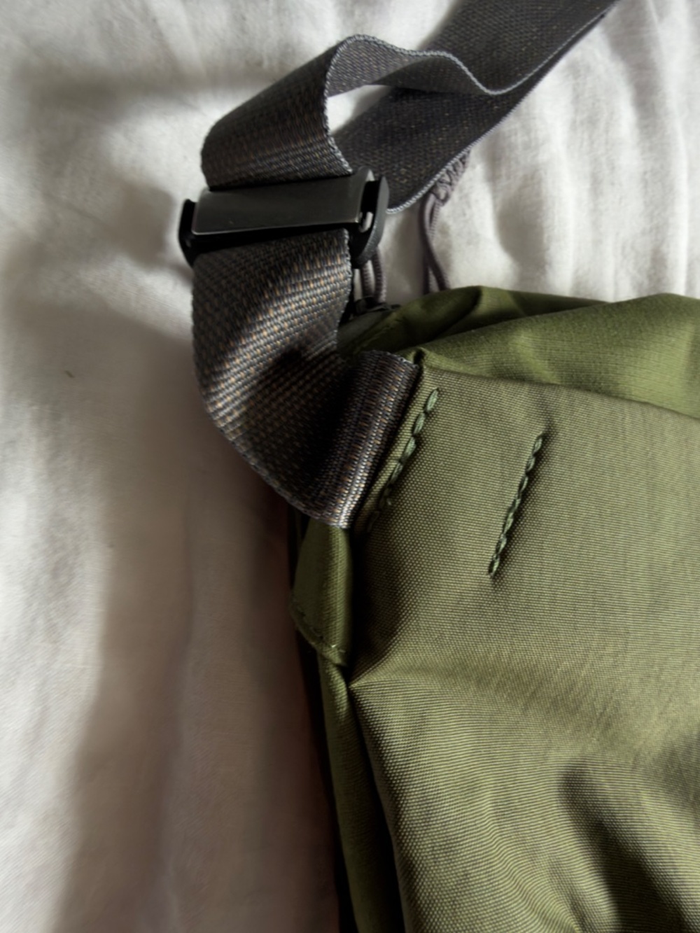 Bellroy Venture Sling 9l Forest Green / Terra Cotta Interior | Well Maintained View 6